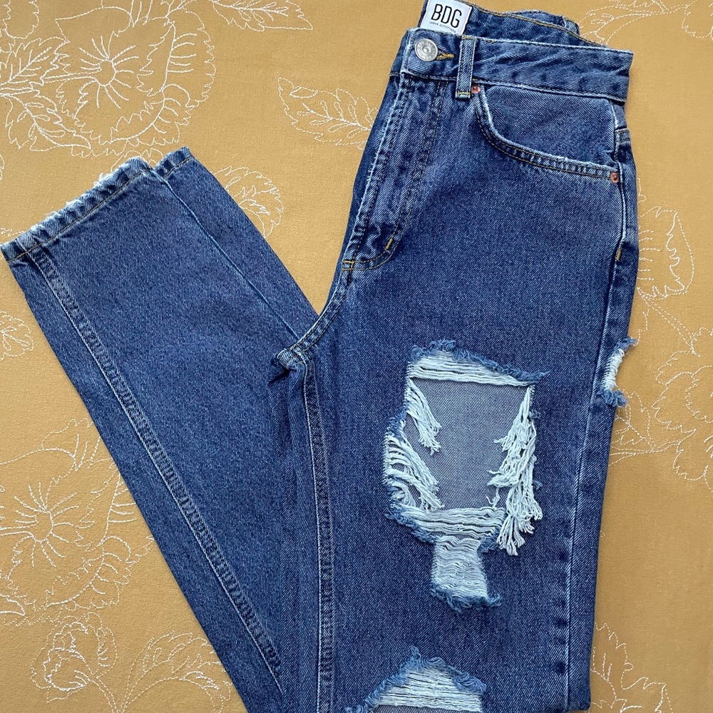 BDG Distressed High Rise Jeans